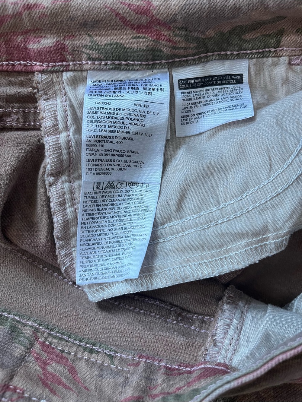 Levi’s camo pink green, legging style jeans – 12 - Picture 8 of 8